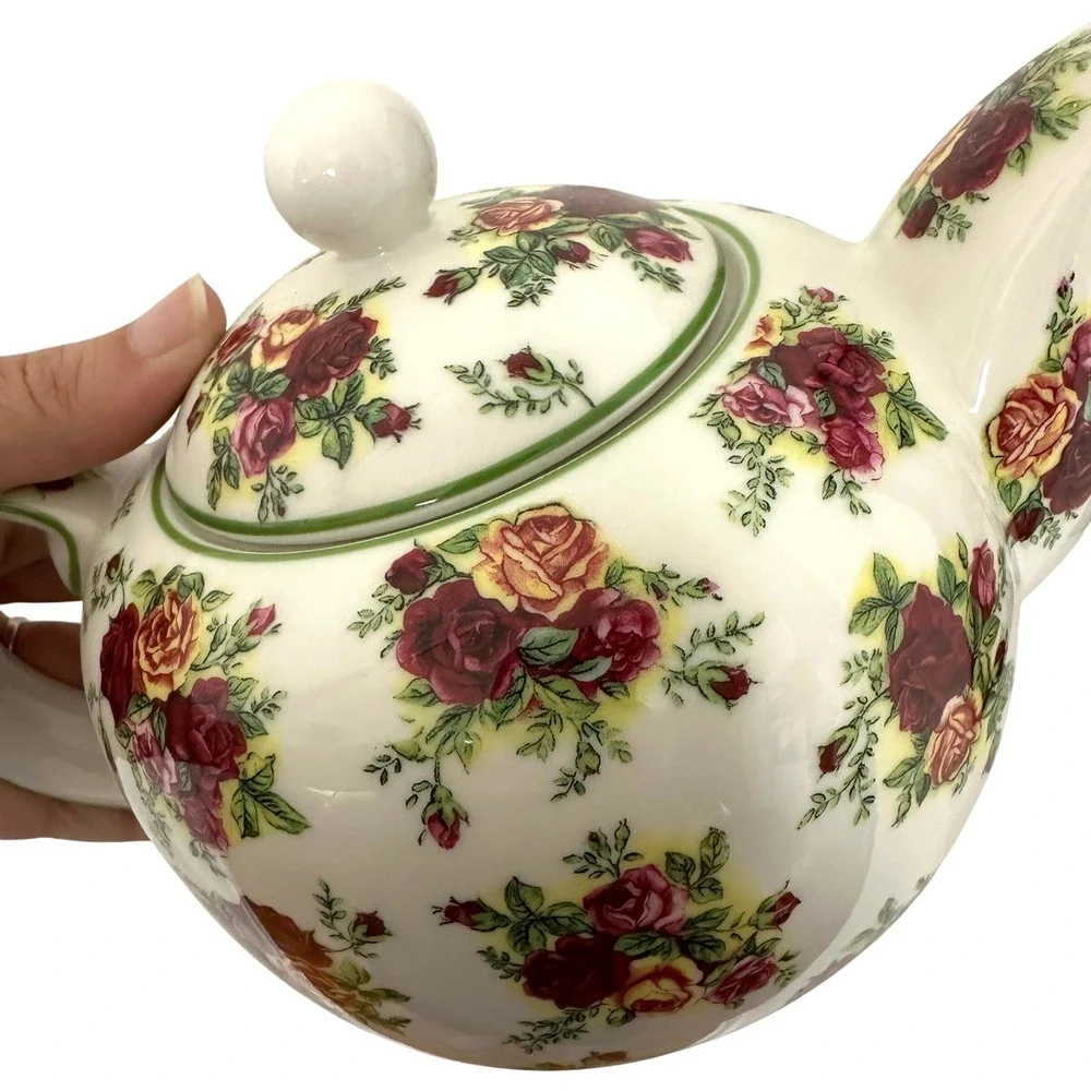 Royal Albert Old Country Roses Teapot‎ Afternoon Tea Collection 2001 Signed